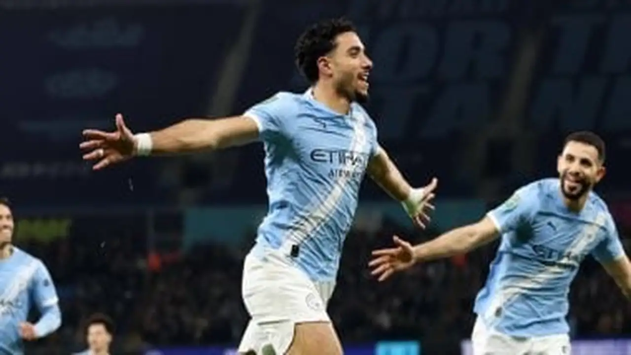 صفقة مرموش المنتظرة.. مبيعات قمصان مانشستر سيتي في نيوجيرسي تحقق أرقامًا ضخمة